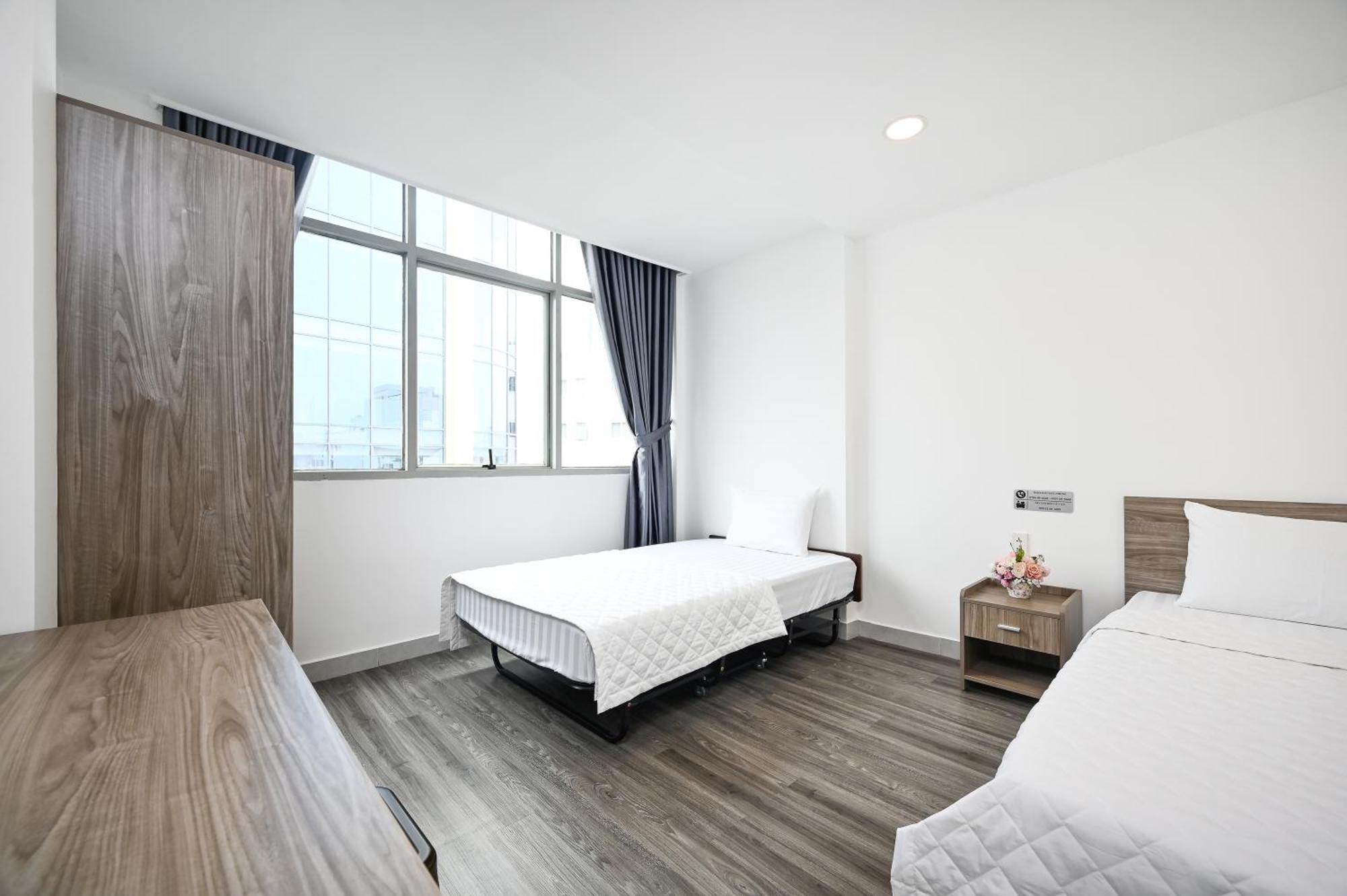 Hotel Yoko Airport Saigon 4*